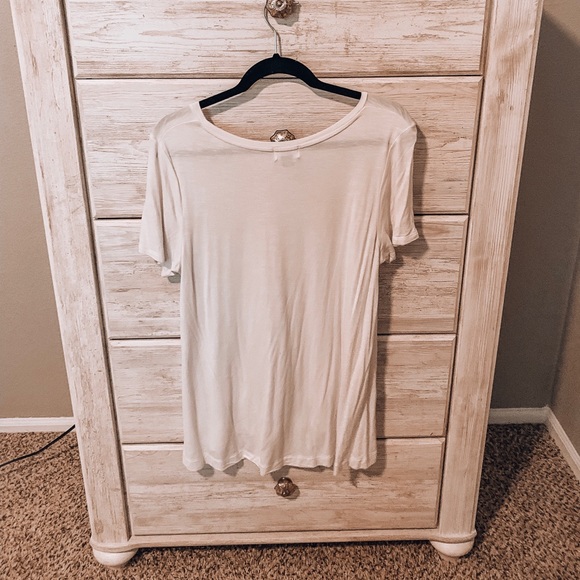 Plain White Tee - Picture 2 of 2